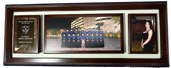 Foto de graduación enmarcada en marco cuadrado de madera de lujo - estudiantes